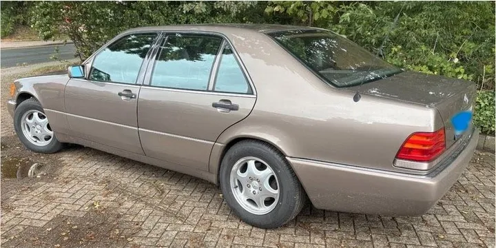 Mercedes-Benz S 400
