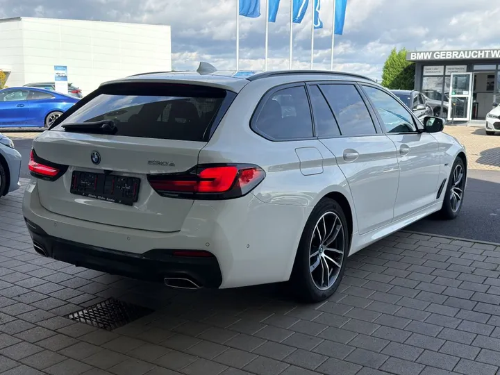 BMW 530