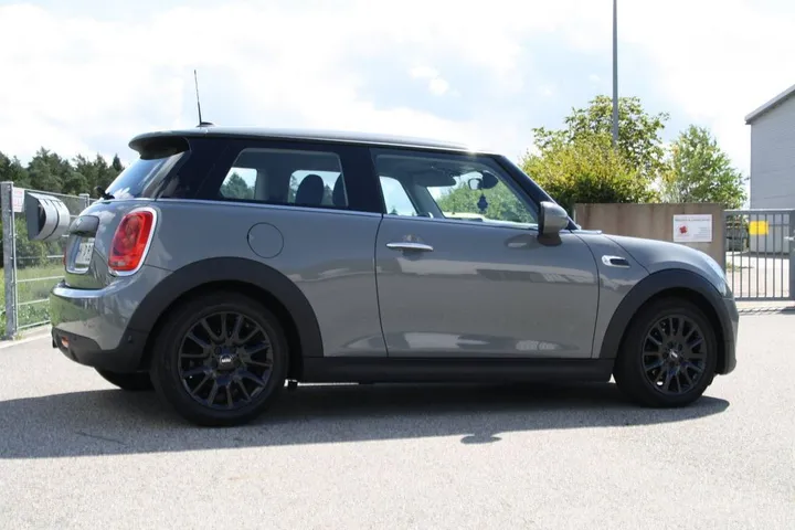 MINI One D