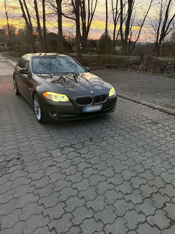 BMW 525