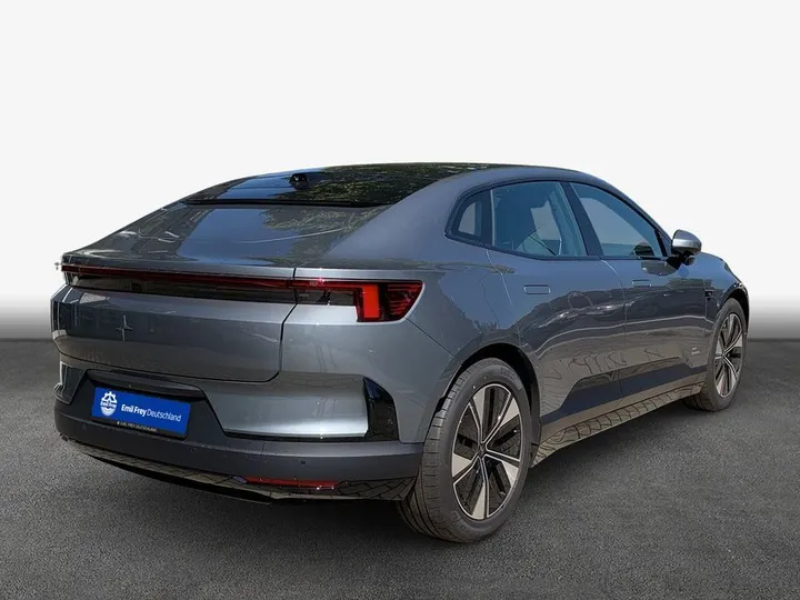 Polestar 4