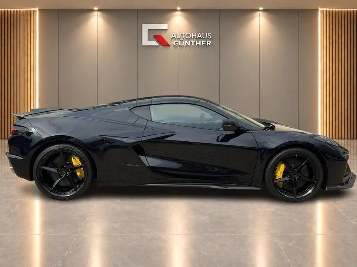 Corvette C8