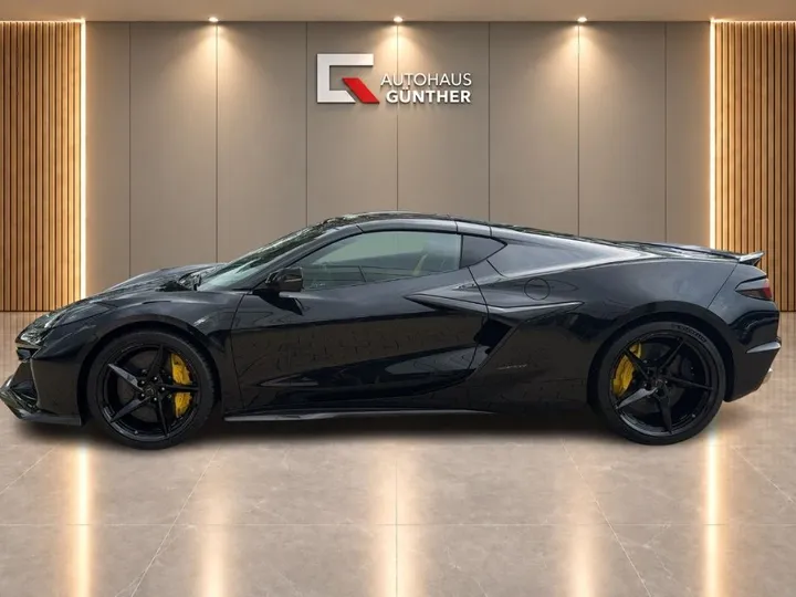 Corvette C8