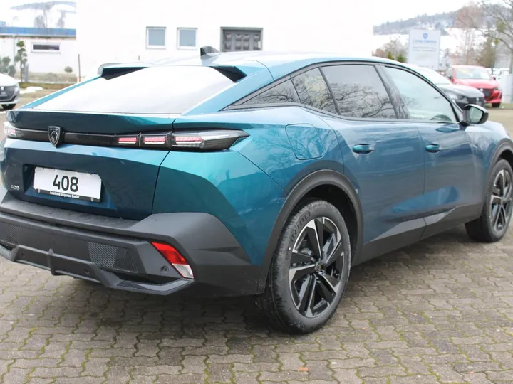 Peugeot 408
