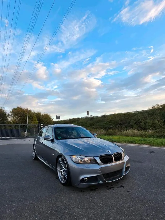 BMW 325