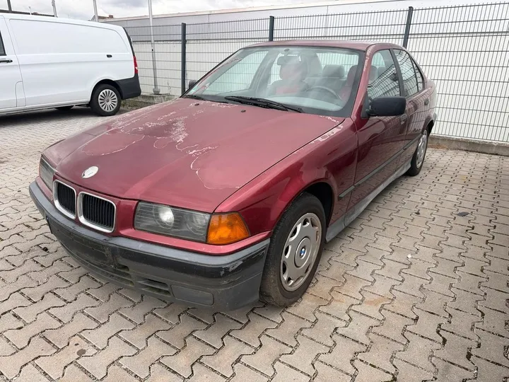 BMW 318