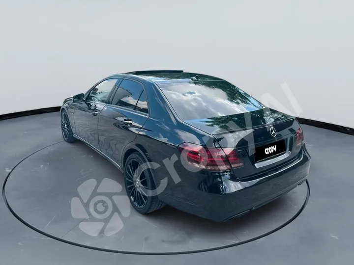Mercedes-Benz E 500