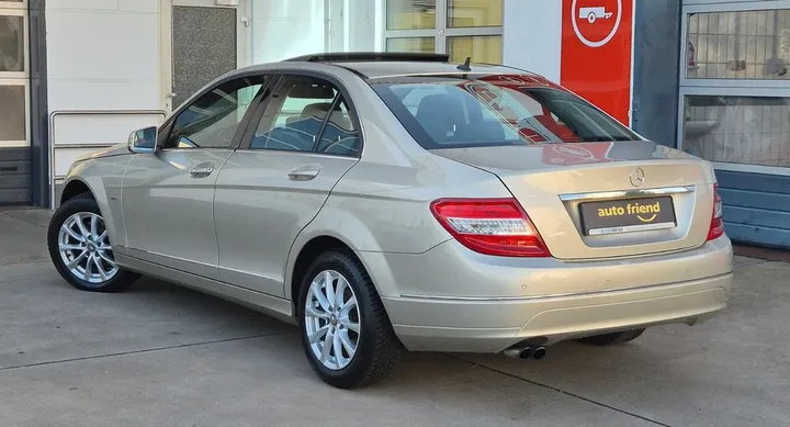 Mercedes-Benz C 180