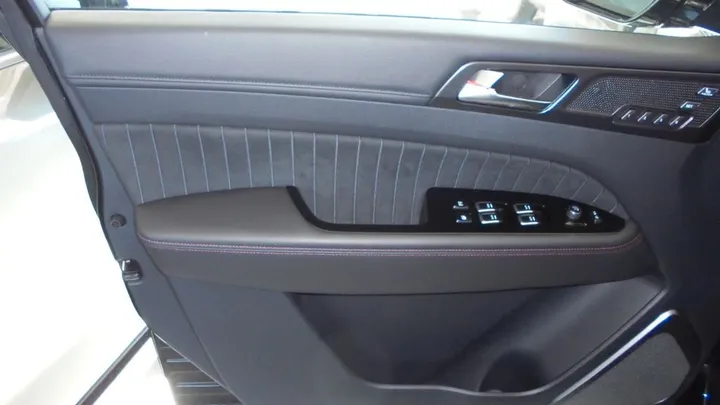 KGM Rexton