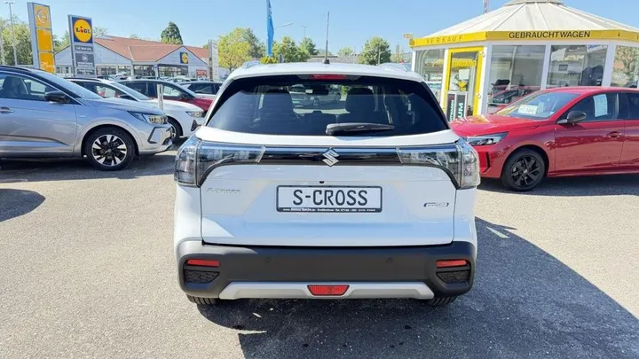 Suzuki (SX4) S-Cross