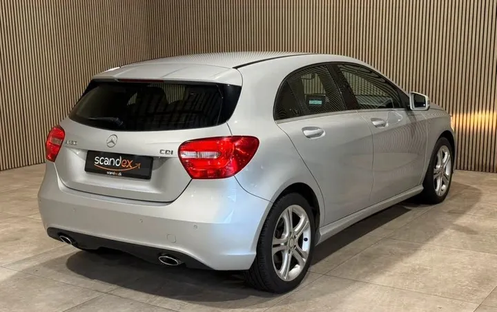 Mercedes-Benz A 180