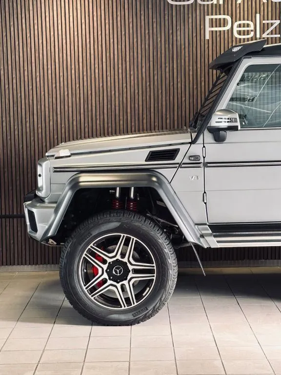 Mercedes-Benz G 500