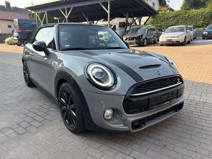 MINI Cooper S Cabrio