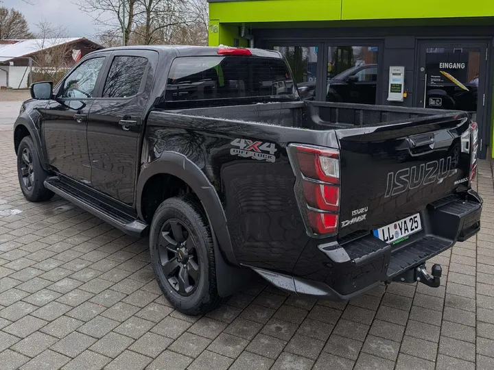 Isuzu D-Max