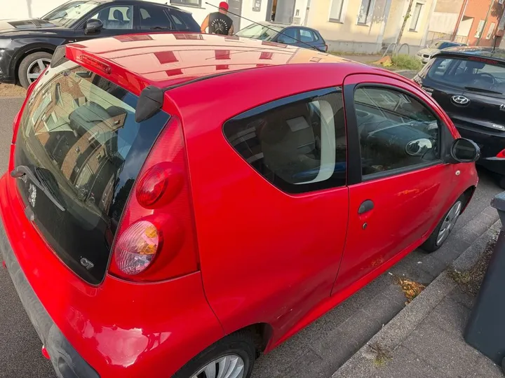 Peugeot 107