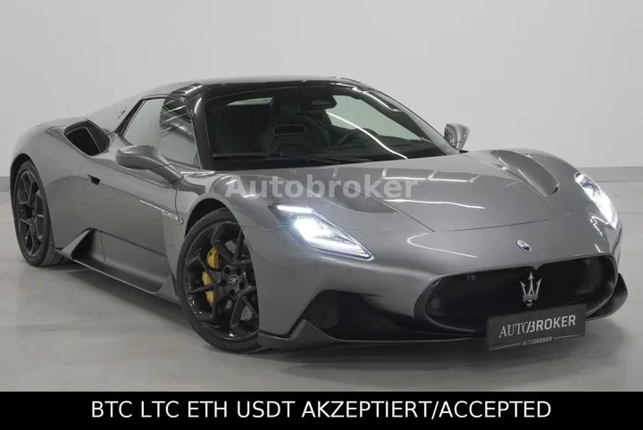 Maserati MC20