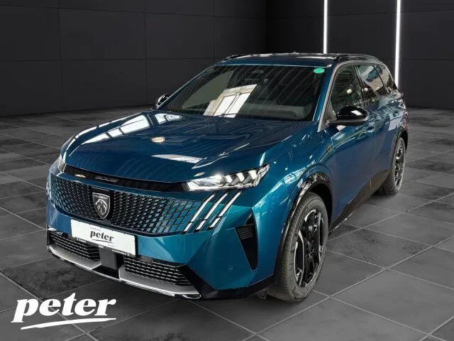 Peugeot e-5008