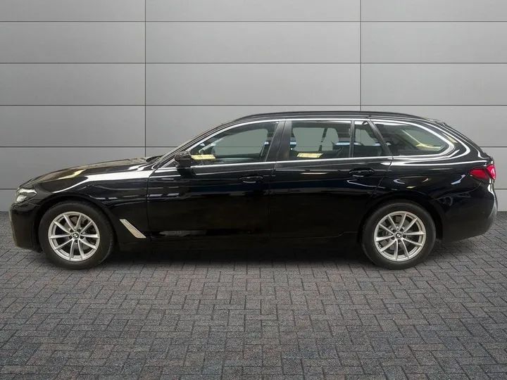 BMW 518