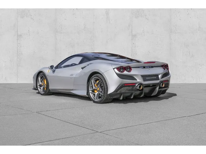 Ferrari F8