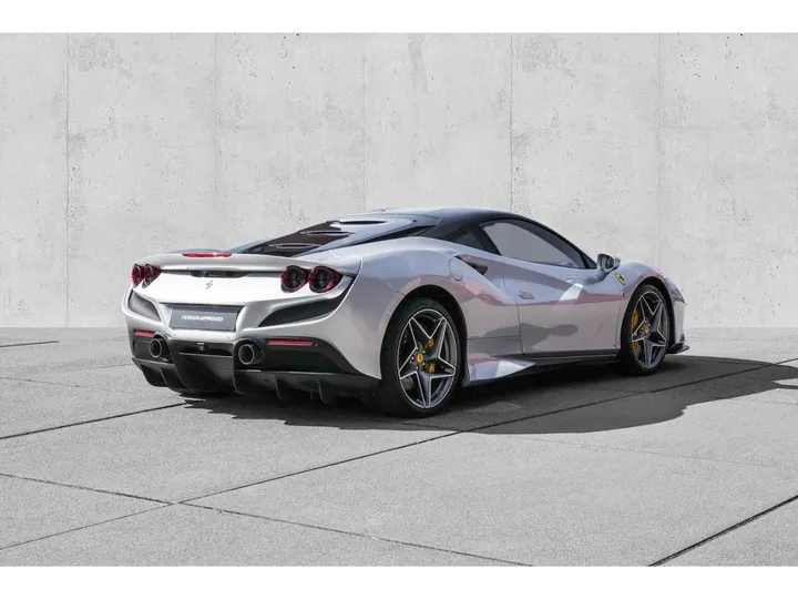 Ferrari F8