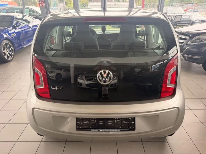 Volkswagen up!