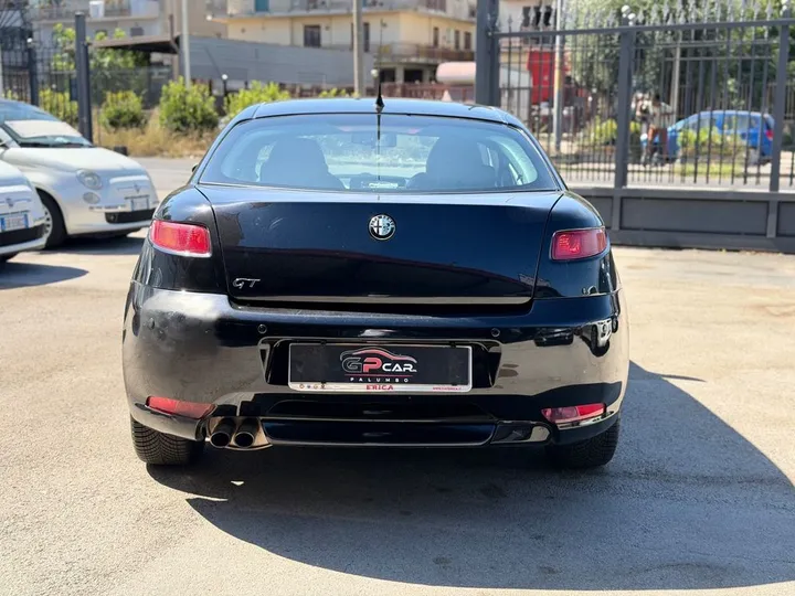 Alfa Romeo GT