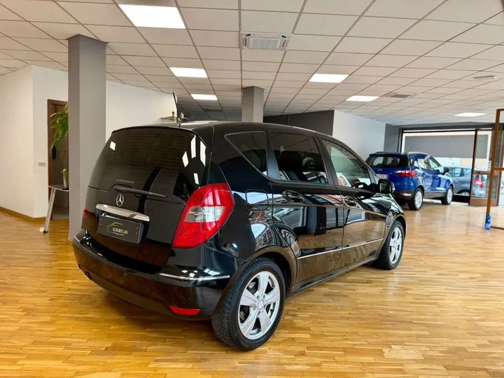 Mercedes-Benz A 160