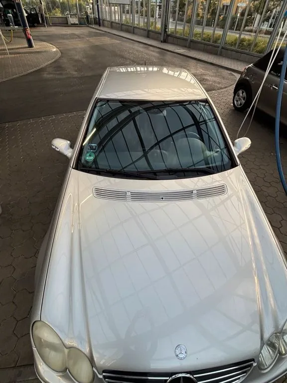 Mercedes-Benz CLK 320