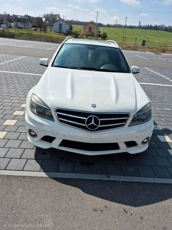 Mercedes-Benz C 63 AMG