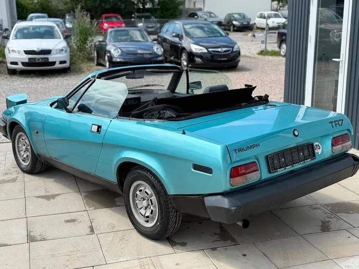 Triumph TR7