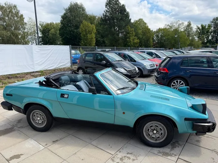 Triumph TR7