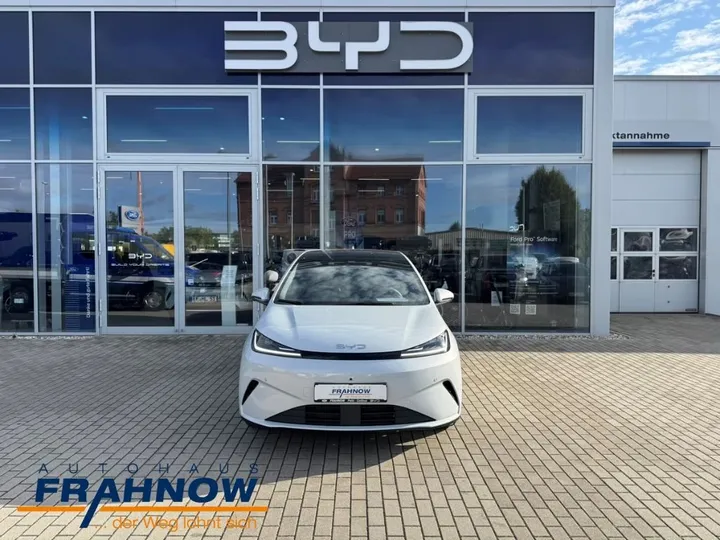BYD DOLPHIN
