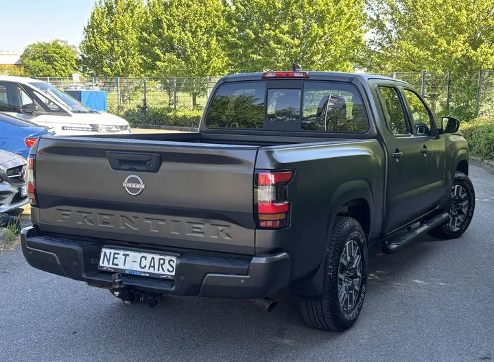 Nissan Frontier