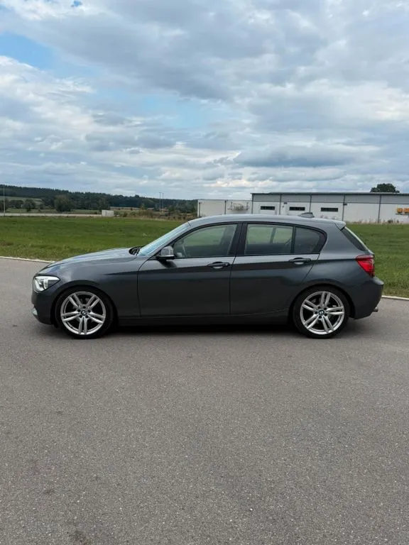 BMW 120