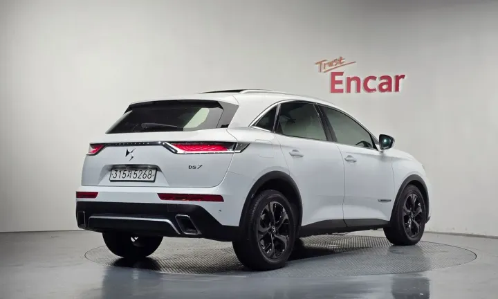 Citroen-DS DS7