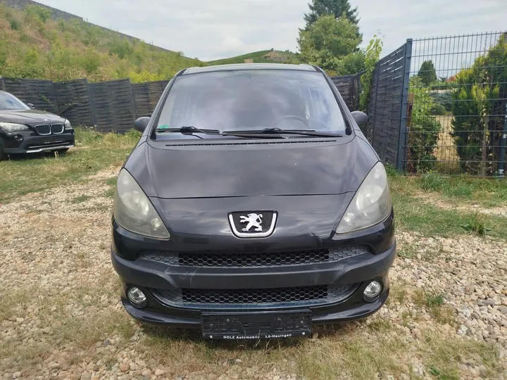 Peugeot 1007
