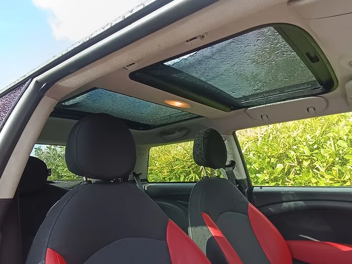 MINI Cooper Coupé