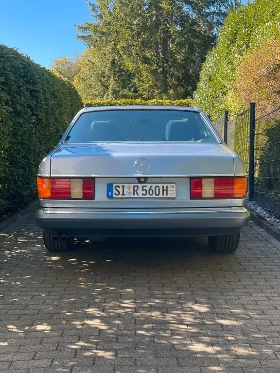 Mercedes-Benz 560