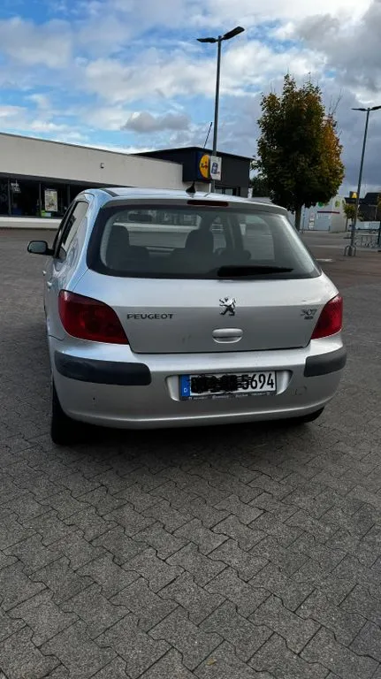 Peugeot 307