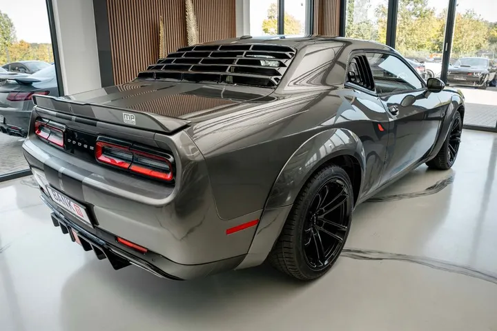 Dodge Challenger