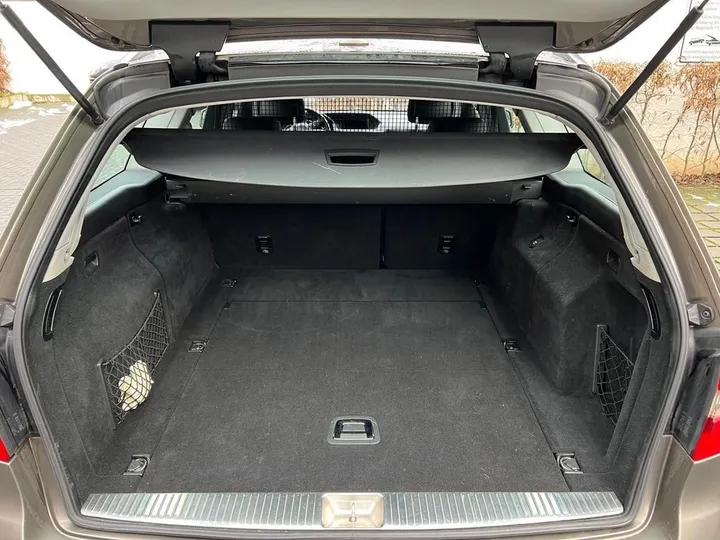 Mercedes-Benz E 250