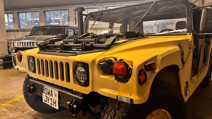 Hummer H1