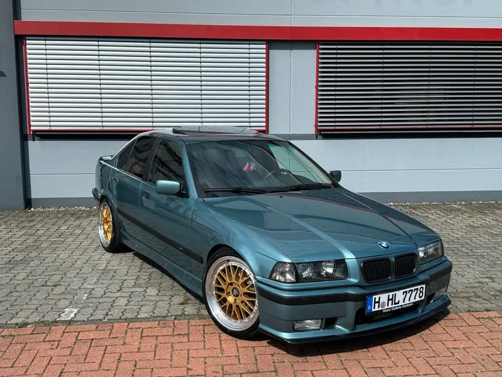 BMW 328