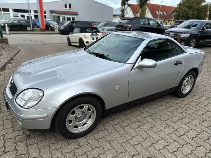Mercedes-Benz SLK 200