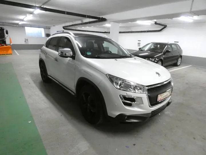 Peugeot 4008