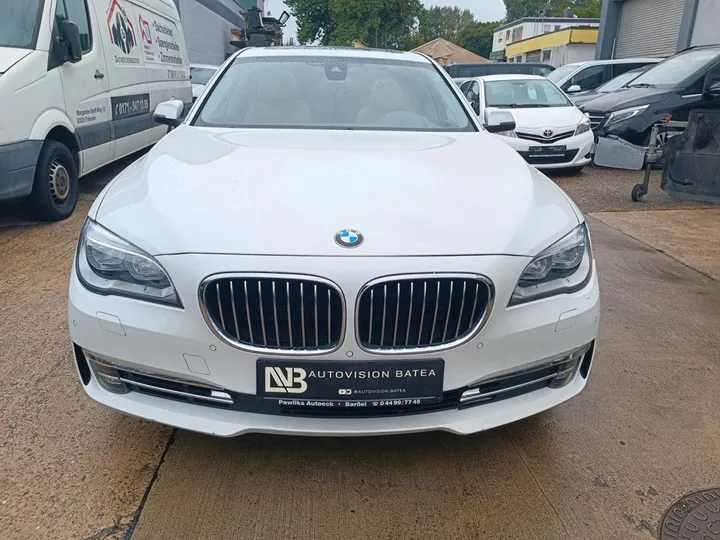 BMW 750