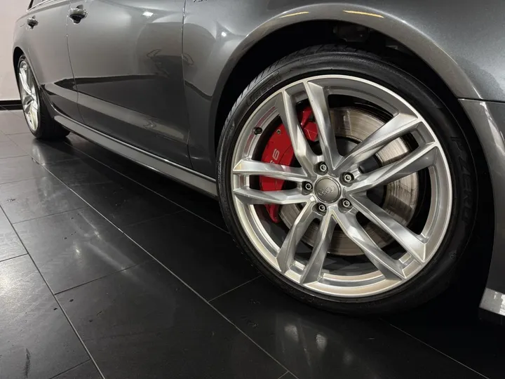 Audi S6