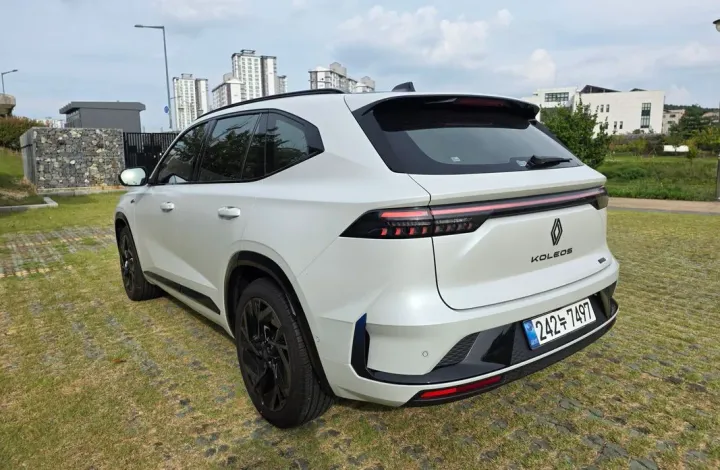 Renault-KoreaSamsung Grand Koleos
