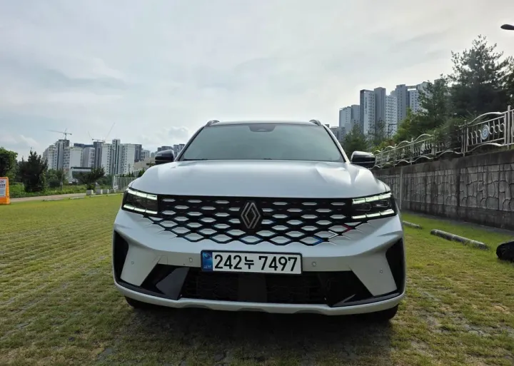 Renault-KoreaSamsung Grand Koleos