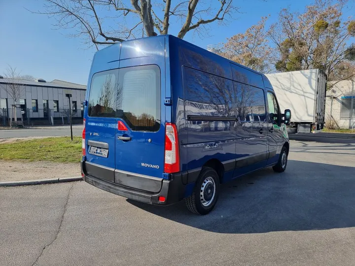 Opel Movano